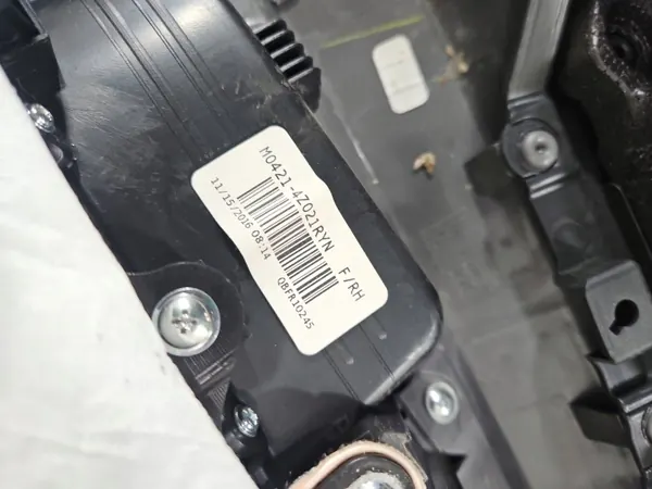 OEM IMPRK1563921 Framdörr Höger Dörrpanel Hyundai Santa Fe image 5