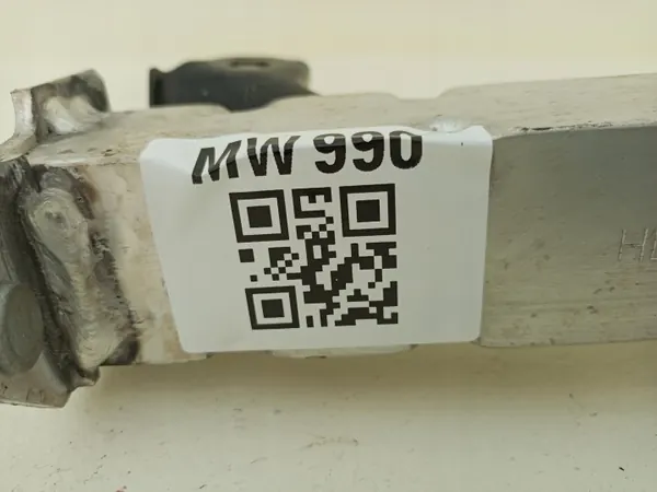 OEM TOYOTA RAV4 V 5 2019- Vänster Fram Krockzon Stag image 10