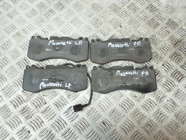 OEM 673010330 Etujarrulevyt Sarja Maseratille image 2