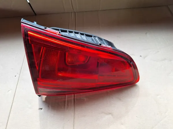 Lámpara trasera izquierda para VW Golf VII image 4