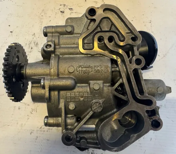 Audi Öljypumppu OEM 04E115109E A3 8V 1.4 TSI:lle image 6