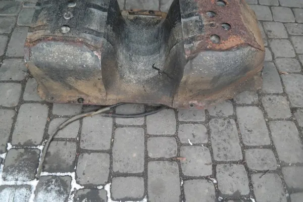Mitsubishi bränsletank OEM ZBIORNIK BAK PALIWA image 3
