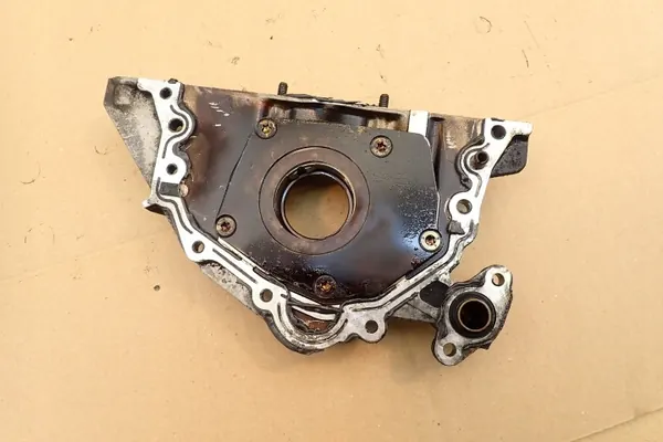 Pompe à huile OEM 9636721780 pour Peugeot 407 2.2 16V image 5