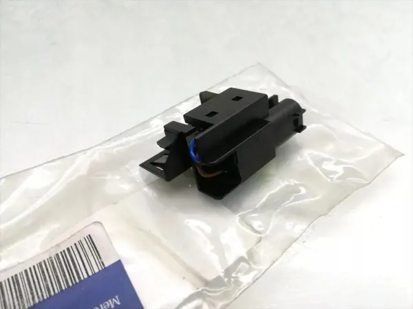 Mercedes-Benz A-Class Motorhaubensensor OEM A1688204010 image 8
