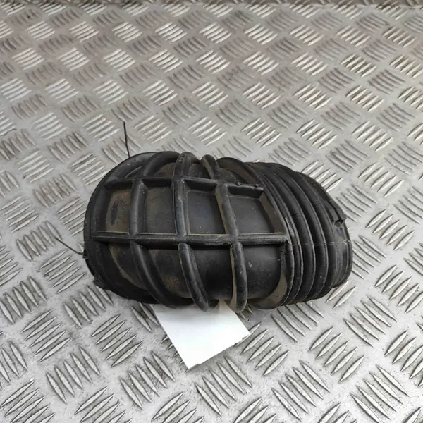 BMW G30 G31 M550dX G11 750dX G05 M50dX Luftrohr 8575716 image 3