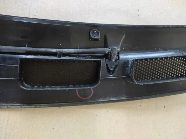 Mercedes A-luokka W169 pyyhinritilä OEM A1698360018 image 10