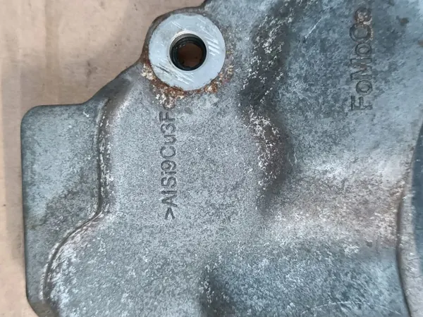 Kampiakselitiiviste OEM BR3E-6K318-AD Ford Mustang 5.0 image 4