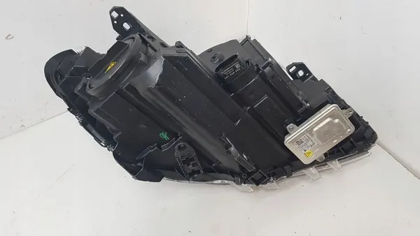 MERCEDES B-KLASSE W246 VOORLICHT BI-XENON image 8