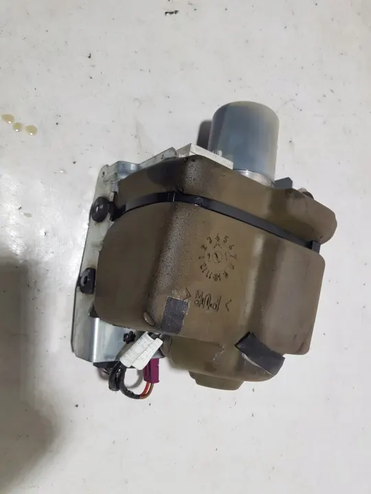 Kattopumppu OEM A2078000030 Mercedes W207:lle image 4