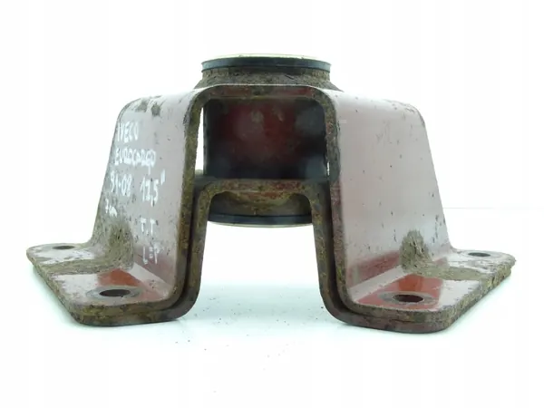 IVECO EUROCARGO 91-08 Soporte Muelle Trasero image 3