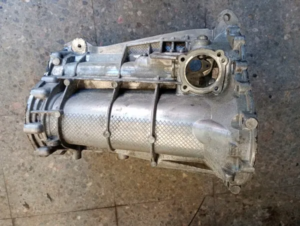 Obudowa skrzyni MVT OEM voor Audi A4 A5 2.0TDI image 3