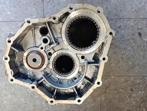 Obudowa skrzyni MVT OEM voor Audi A4 A5 2.0TDI image 4