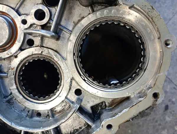 Obudowa skrzyni MVT OEM voor Audi A4 A5 2.0TDI image 5
