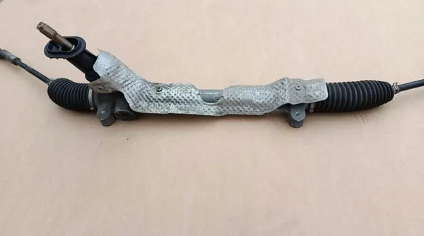Boîtier de direction Audi S1 OEM 6C1423057Q - Occasion image 3