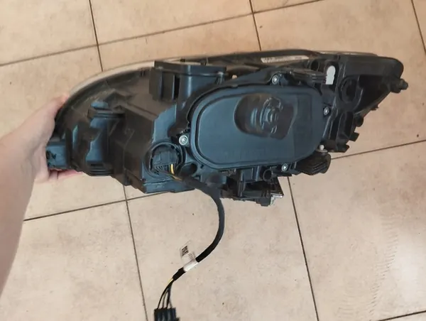 OIK. XENONVALO VOLVO S60 V60 LIFT 2013-2018 31420254 image 4