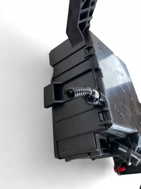Lexus NX batterijrelais zekering OEM UTO72544 image 10