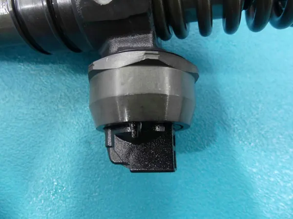 Bomba inyección OEM 0414720035 045130073T usada image 3