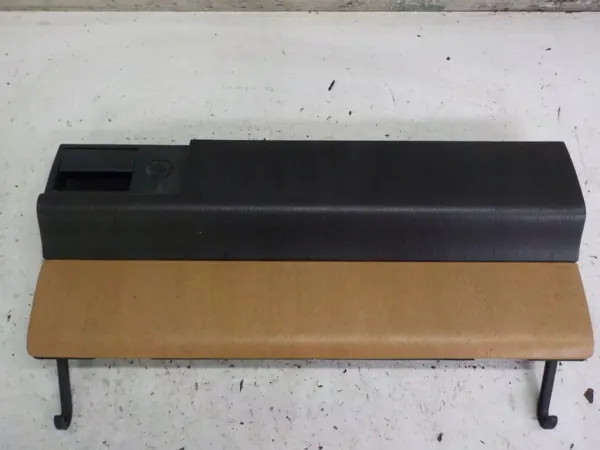 Mercedes W124 Passagerar handskfack OEM image 2