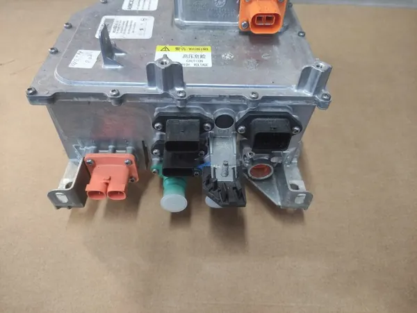 Módulo Convertidor Híbrido OEM 9839383180 para Corsa F19 image 3
