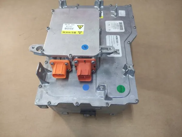 Módulo Convertidor Híbrido OEM 9839383180 para Corsa F19 image 5