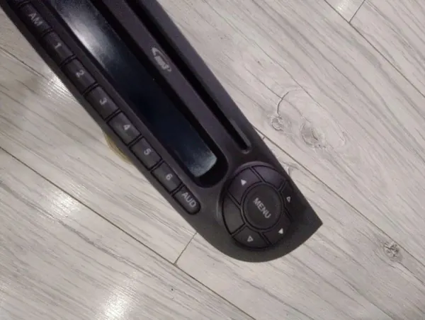 Fiat 500 Radio OEM 7647389316 MP3 CD Soitin image 3