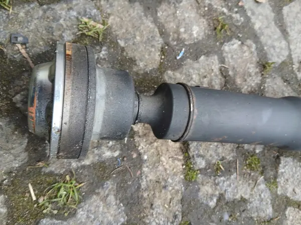 VOLVO S60 I V70 II XC70 2.4 D5 AWD Drivaxel image 6