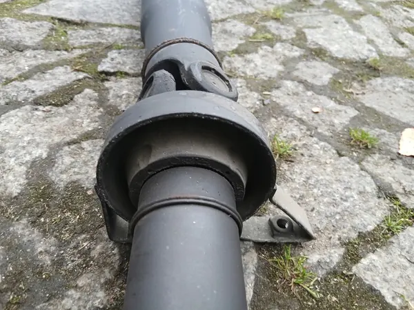 VOLVO S60 I V70 II XC70 2.4 D5 AWD Drivaxel image 7