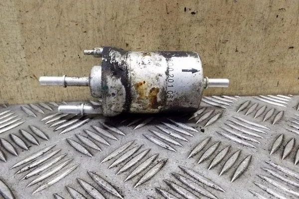 Polttoainesuodattimen kotelo VW POLO 1.2L 2011 6Q0201051C image 3