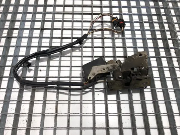 Oikea etuoven lukko MAN TGA Hatchback OEM LORK-153-522684 image 2