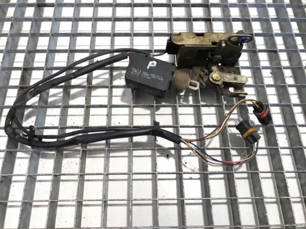 Oikea etuoven lukko MAN TGA Hatchback OEM LORK-153-522684 image 4