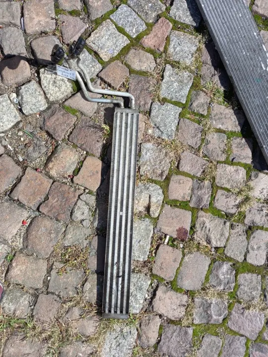 Porsche OE 7L5422885B Oljekylare, styrning image 2