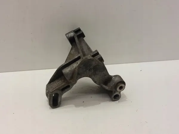 Support pompe direction OEM 028145531 pour VW Golf II image 2