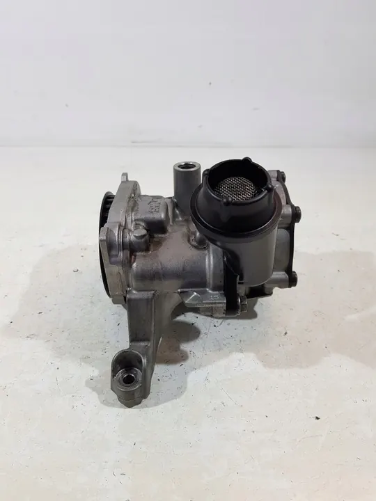 Olje Pump 04L145208J VW Audi Skoda A6 A4 1.6 2.0 TDI image 7