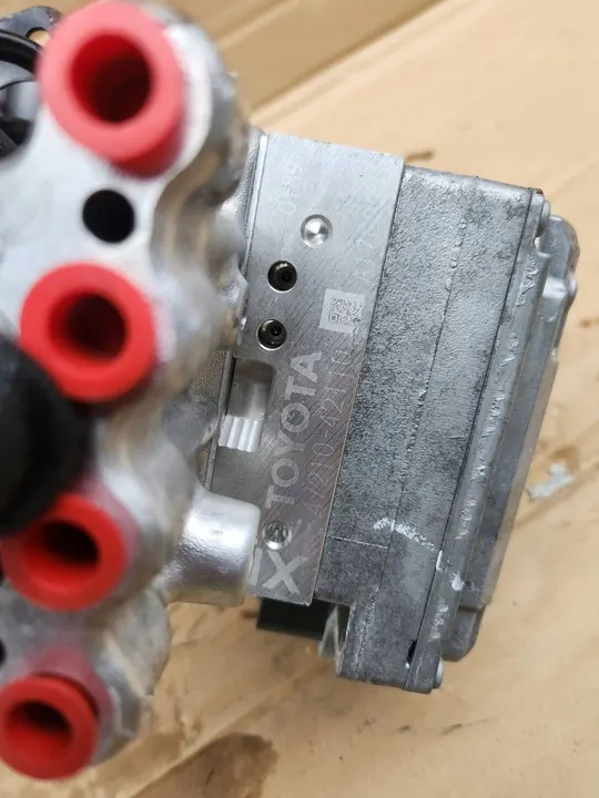 Bomba ABS TOYOTA PRIUS (_W3_) 1.8L 2010 image 4