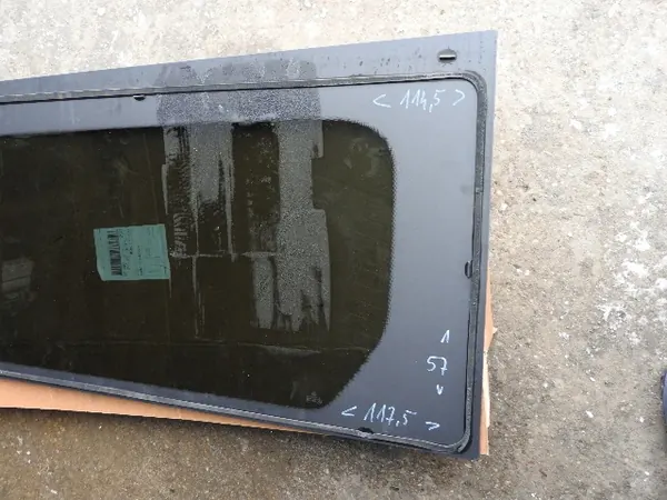 Ventana abatible puerta corredera VW T7 OEM 7T0847758 image 5