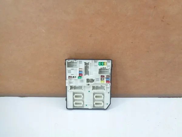 Boîtier Module BSM Renault Scenic III OEM 284B62069R image 2