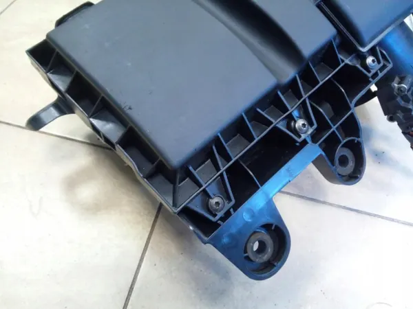 Caixa Filtro Ar OEM 9828002080 para Peugeot image 3