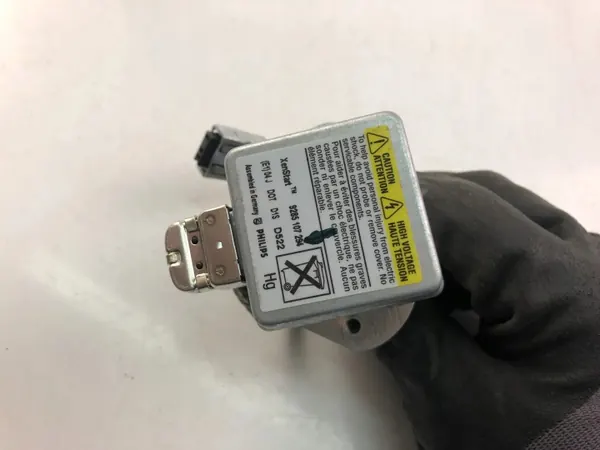 Module Xenon OEM 9285107294 pour Ford Focus 2005 image 3
