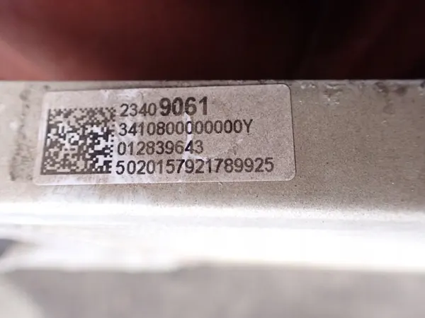 Radiateur de Climatisation Chevrolet Tahoe 2021- OEM image 3