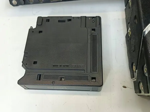 Lexus LS400 CD-byttare OEM 827050090 (94-97) image 9