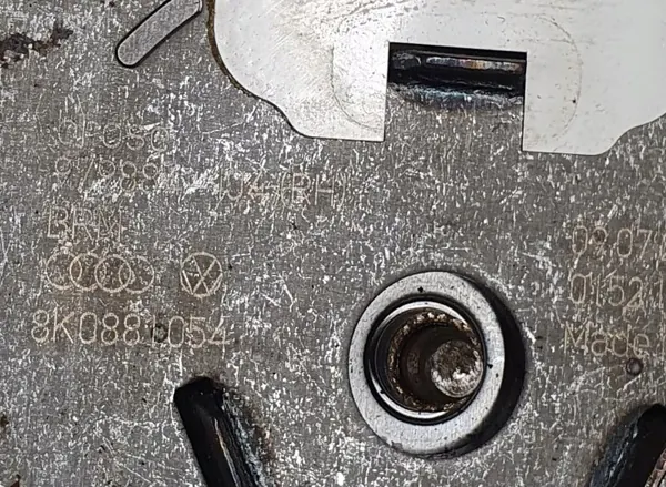 OEM 1K0881054 oikean istuimen mekanismi Passat B7:lle image 3