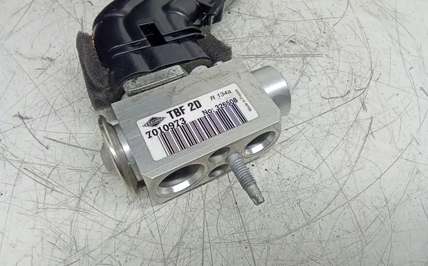 VOLVO S60 II 2.0 D3 Evaporador de Ar Condicionado OEM L5174006 image 4