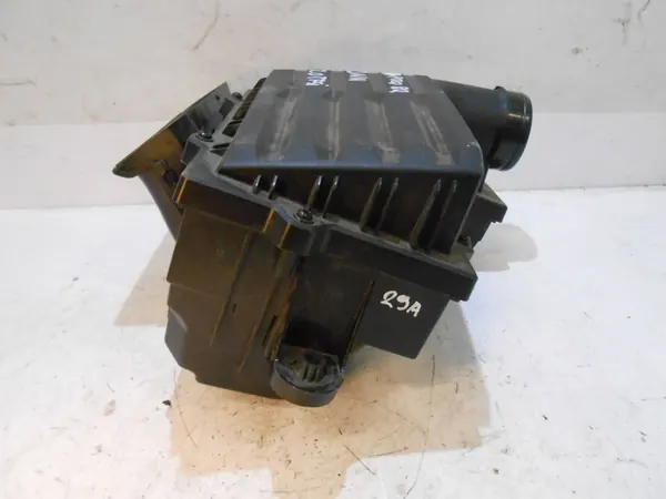 VOLKSWAGEN POLO 2G GTI Ilmansuodattimen Kotelo 5WA129601 image 3