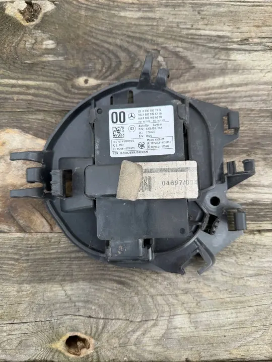 Mercedes A-klass W176 framradarsensor OEM A0009051302 image 3