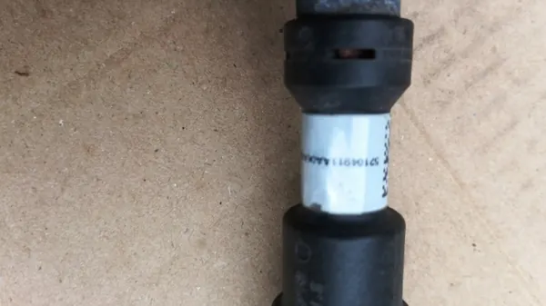 Tubo de Válvula de Embreagem OEM 52104912AA Jeep Compass image 4