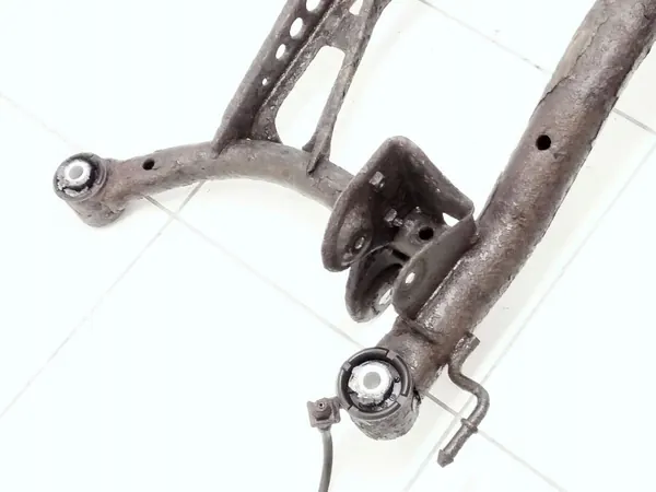 Ressorts arrière OEM FRC16514 pour VW Passat B6 2006 image 3