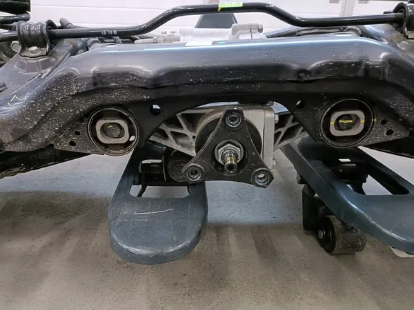 OEM K550-47550 Hinterachsschwinge für Genesis GV70 image 6