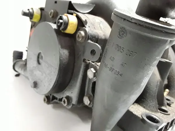 2001 BMW X5 E53 Coletor de admissão 1705237 image 4