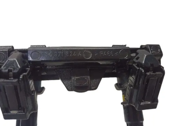 Riel de inyección VW Golf V 1.4 16V OEM 036971824A image 3