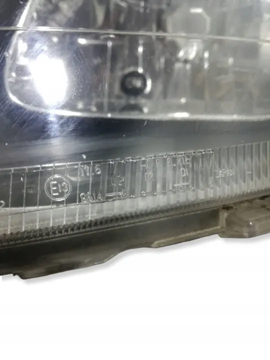 Faro Toyota Yaris 2000 OEM E139514 Lado Izquierdo image 4